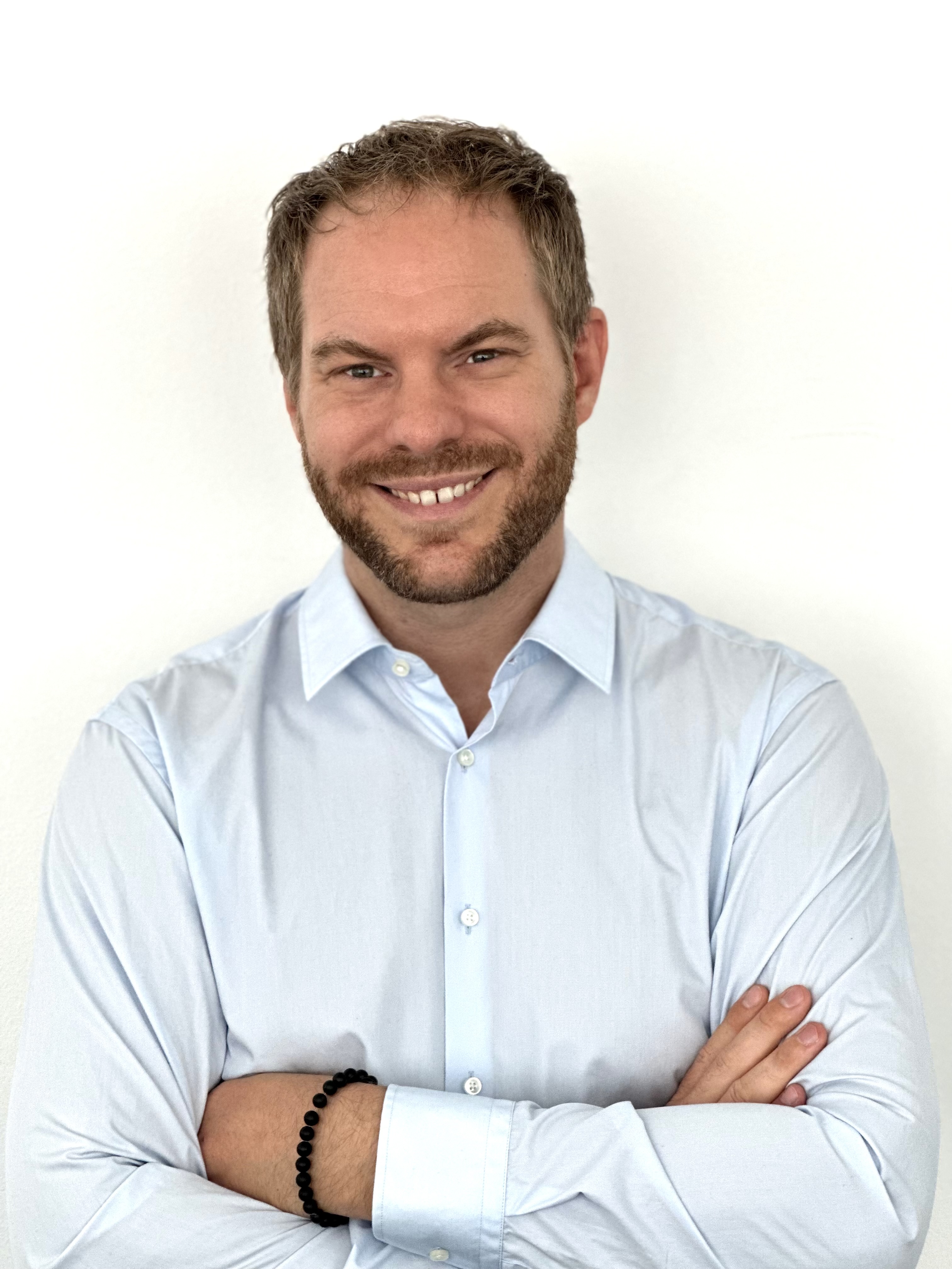 Facetune_21-07-2024-18-23-35 (1)